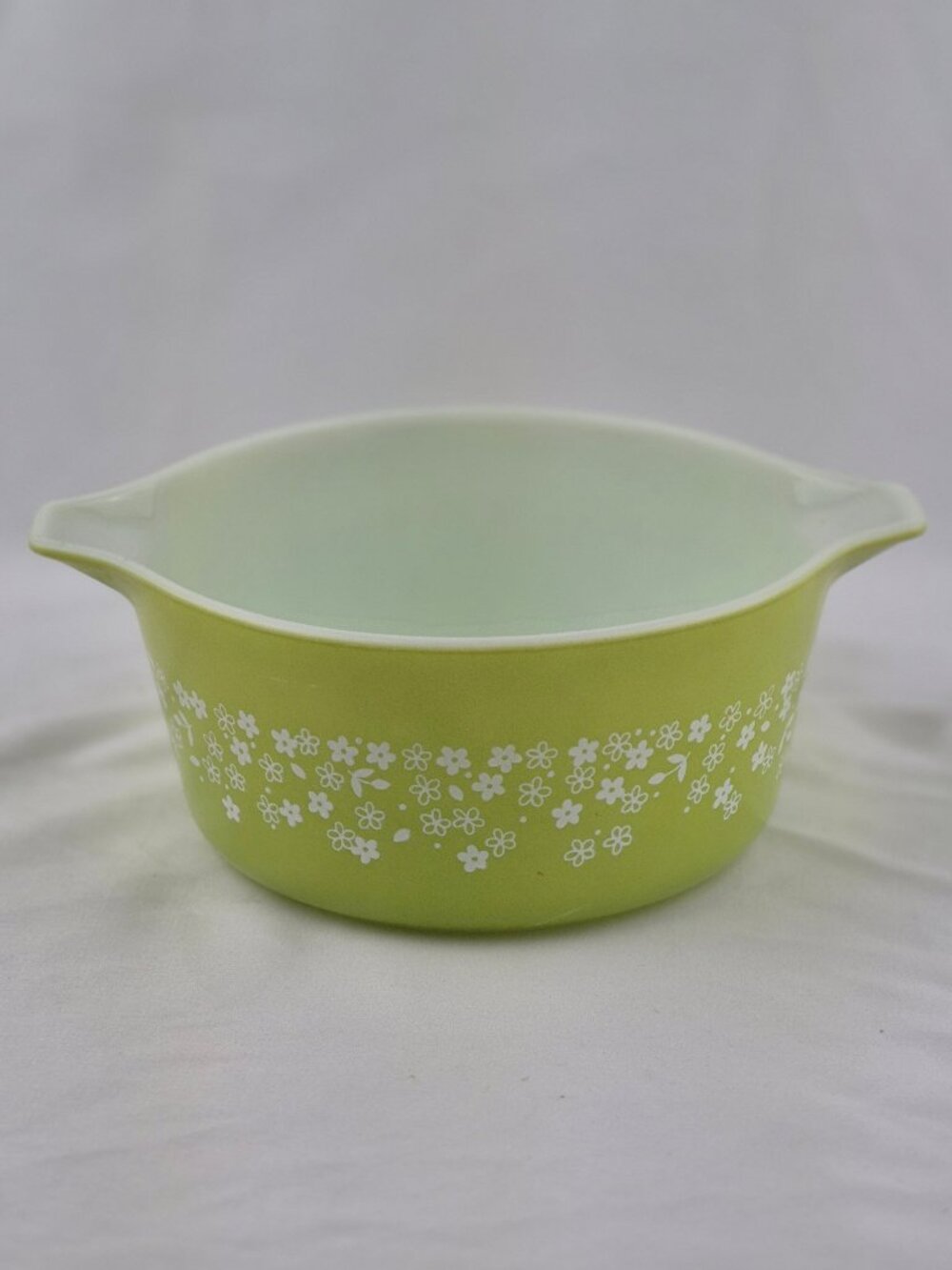 Pyrex 474-B 1.5 Quart Casserole Dish "Spring Blossom" or " Crazy Daisy Pattern"